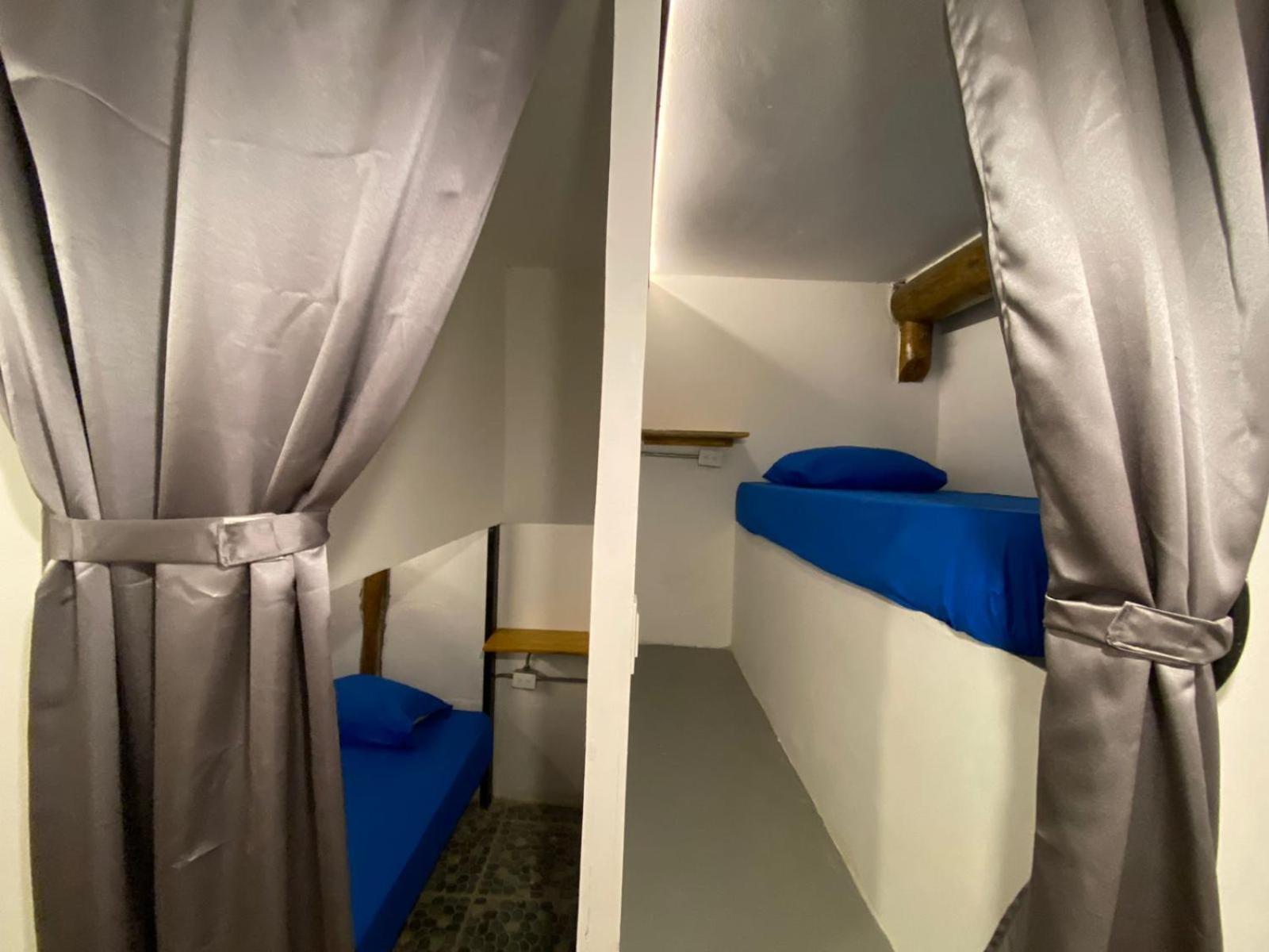 El Zoo Hostel, Bar & Pool Паломино Екстериор снимка